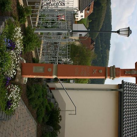 Hotel Zur Krone Birresborn Kültér fotó