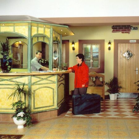 Hotel Zur Krone Birresborn Kültér fotó