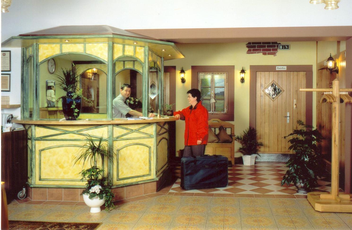 Hotel Zur Krone Birresborn Kültér fotó